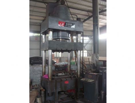 點擊查看詳細(xì)信息<br>標(biāo)題：Hydraulic press -500 閱讀次數(shù)：1833